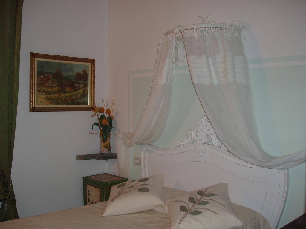 Bed and Breakfast Il Giardino Di Rosmarino Pontremoli Pokój zdjęcie